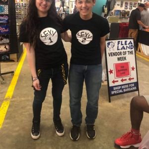 Meet your Posher, Alexis